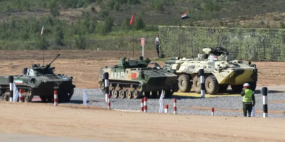 ZBD03步兵戰(zhàn)車(chē)亮相“空降排”，92A輪式裝甲車(chē)再戰(zhàn)“晴空”